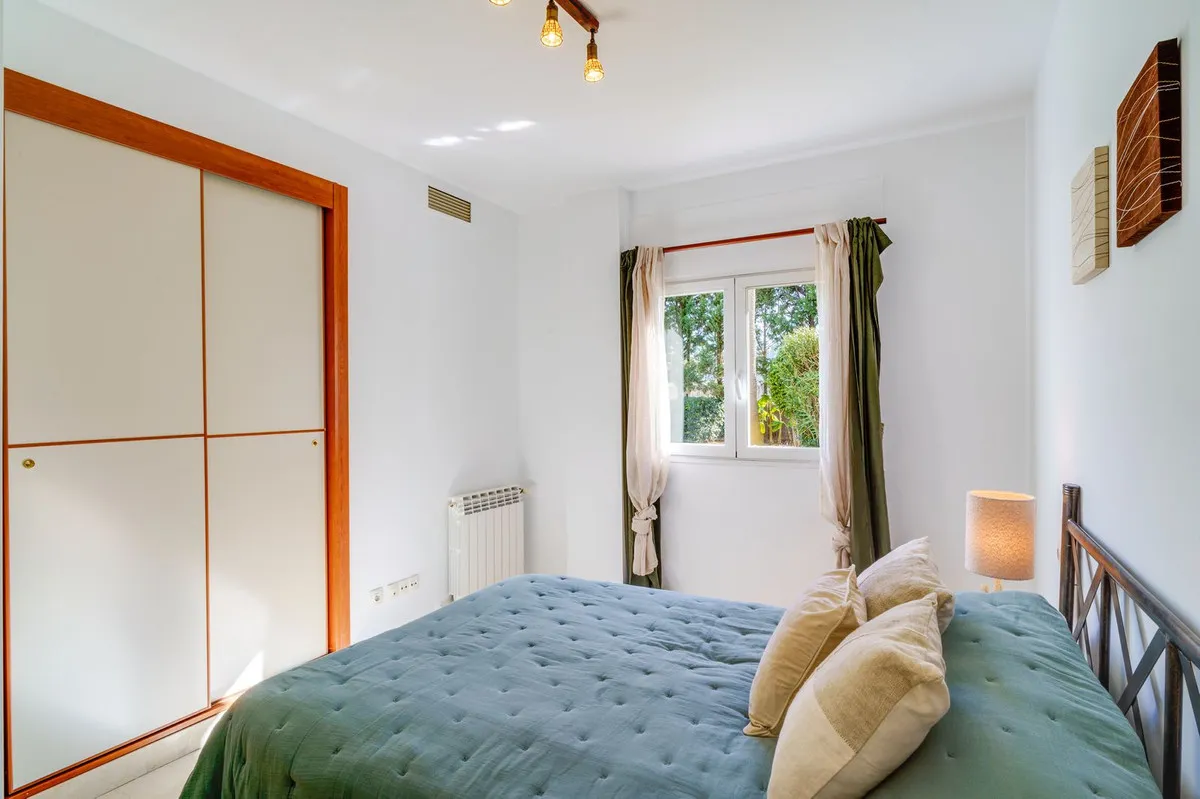 18c92b20-9f75-432b-b3a5-ab54a7d1ed9a