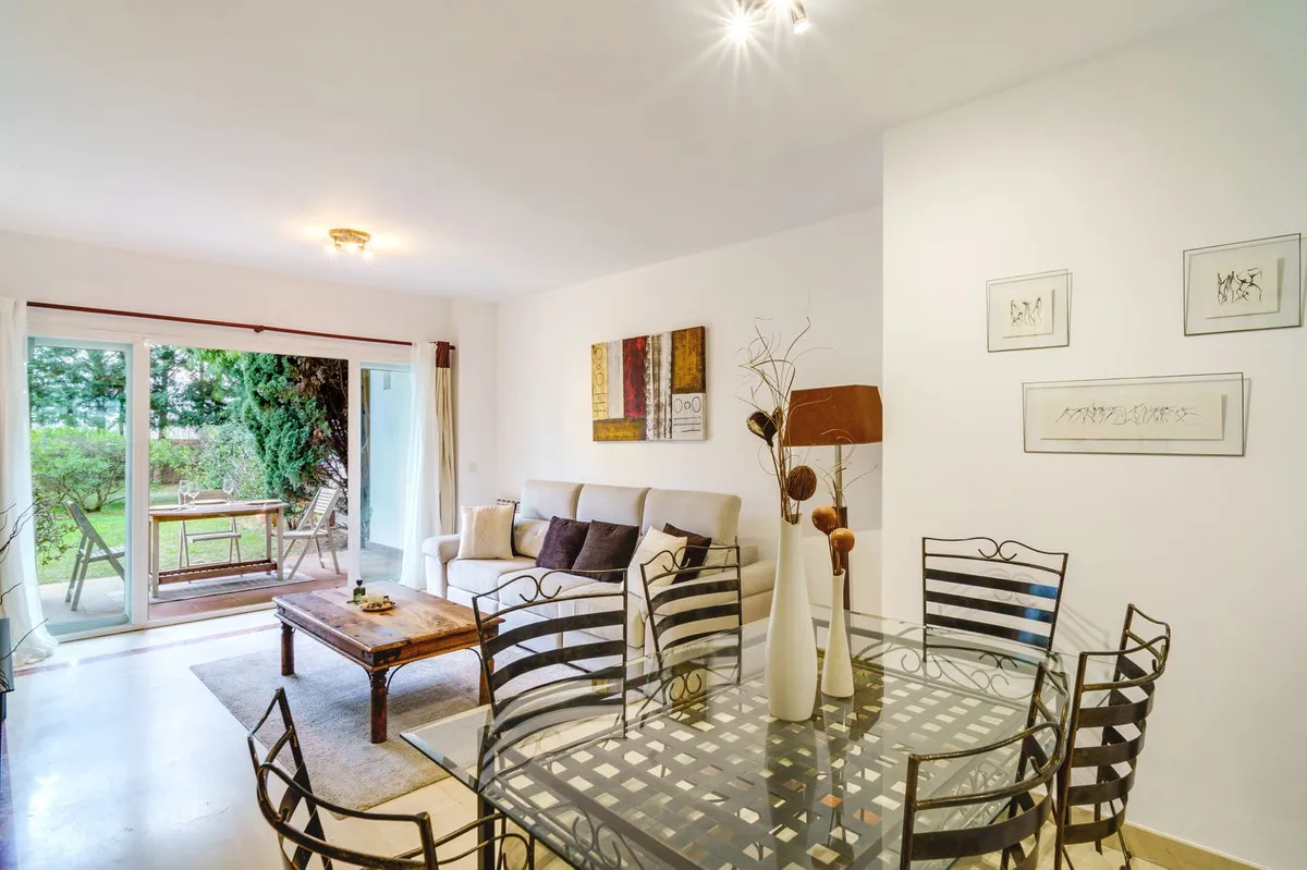 52c27e11-6e6c-4f4e-ac73-2d3e485bd121