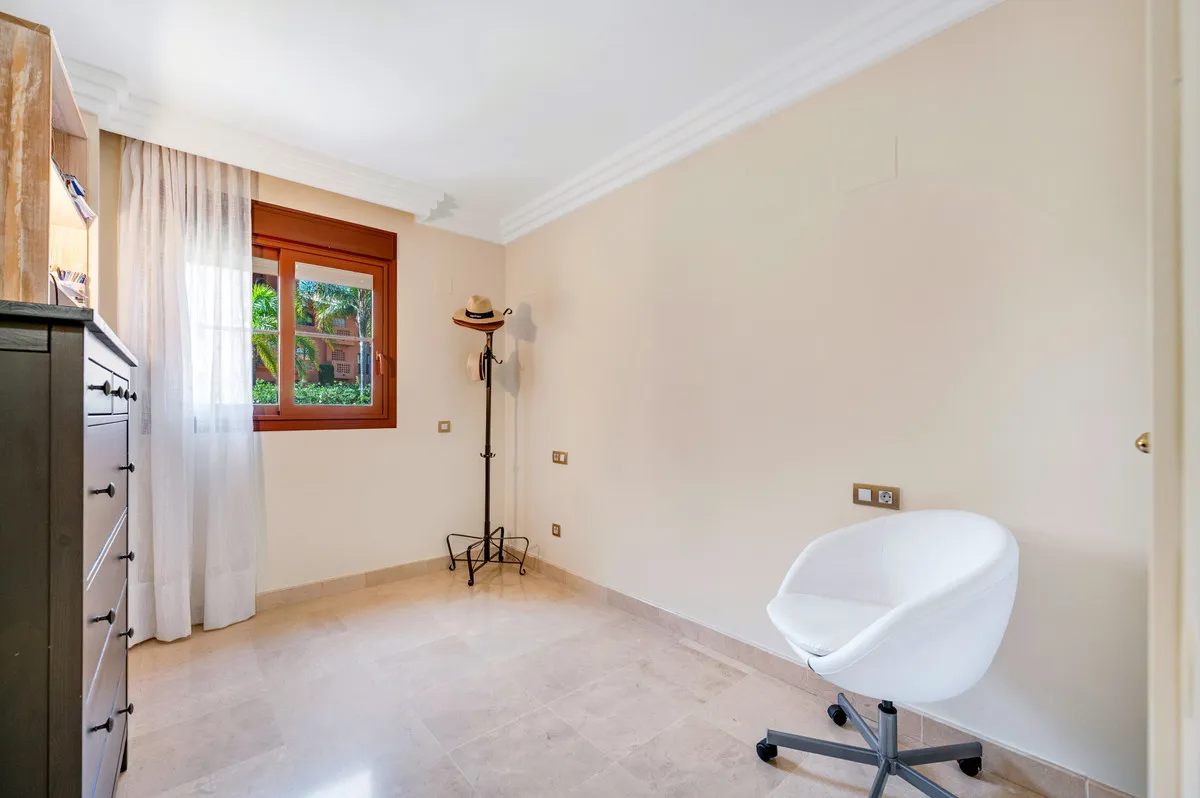 11fa7bc8-1a0b-4fd8-bd20-e6c39665be6c