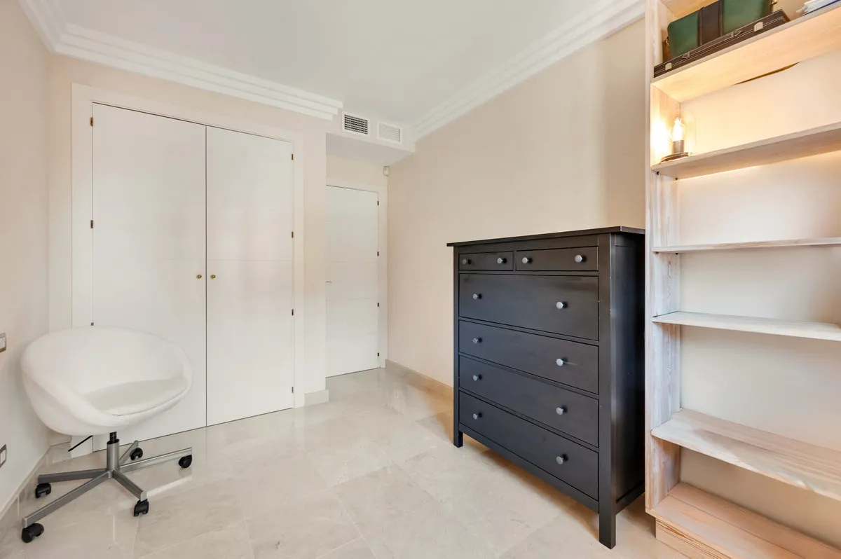 19ea0237-340f-40e6-91e9-930bacadedc5