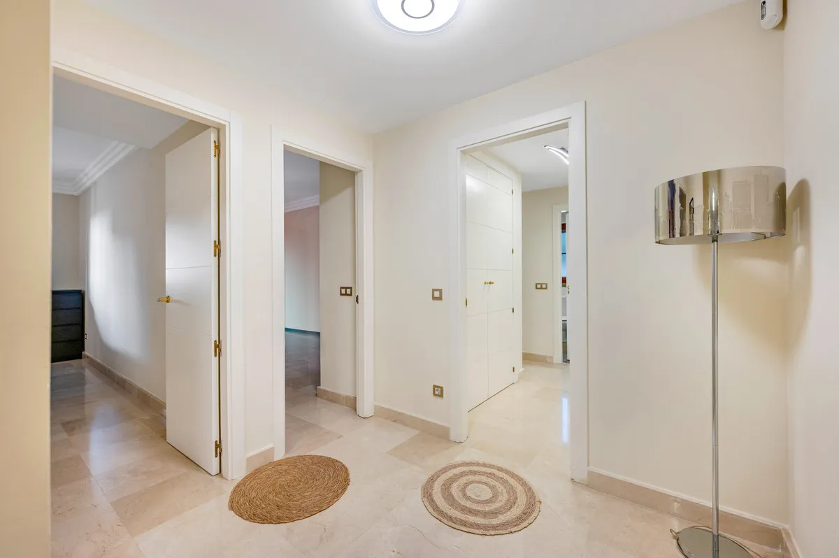 868dad30-26f5-470a-b750-1022649d19a1