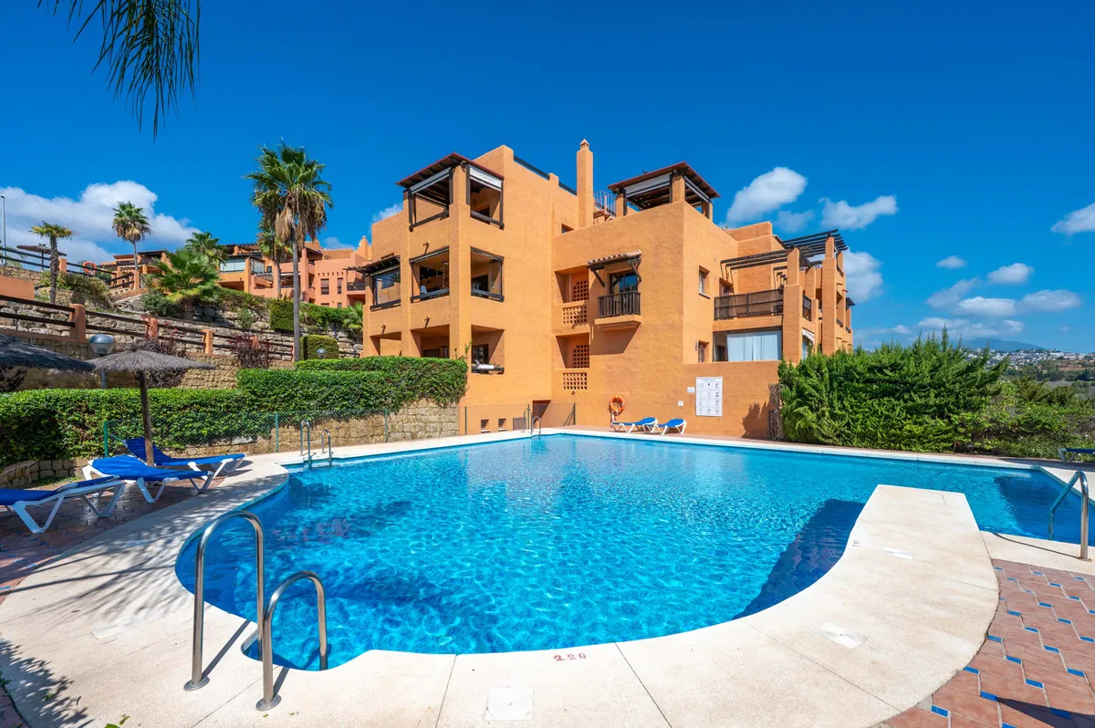 d749127f-8fb2-4bd6-a4de-a99ceac598d7