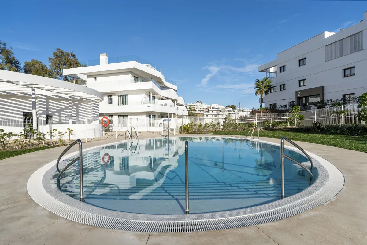 18d51cac-dbeb-4aeb-b022-29969cdac14a