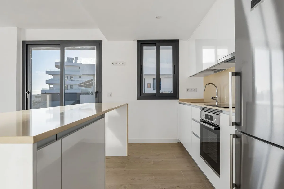 1ec57d29-7cd9-494b-875f-29bd7d27435a