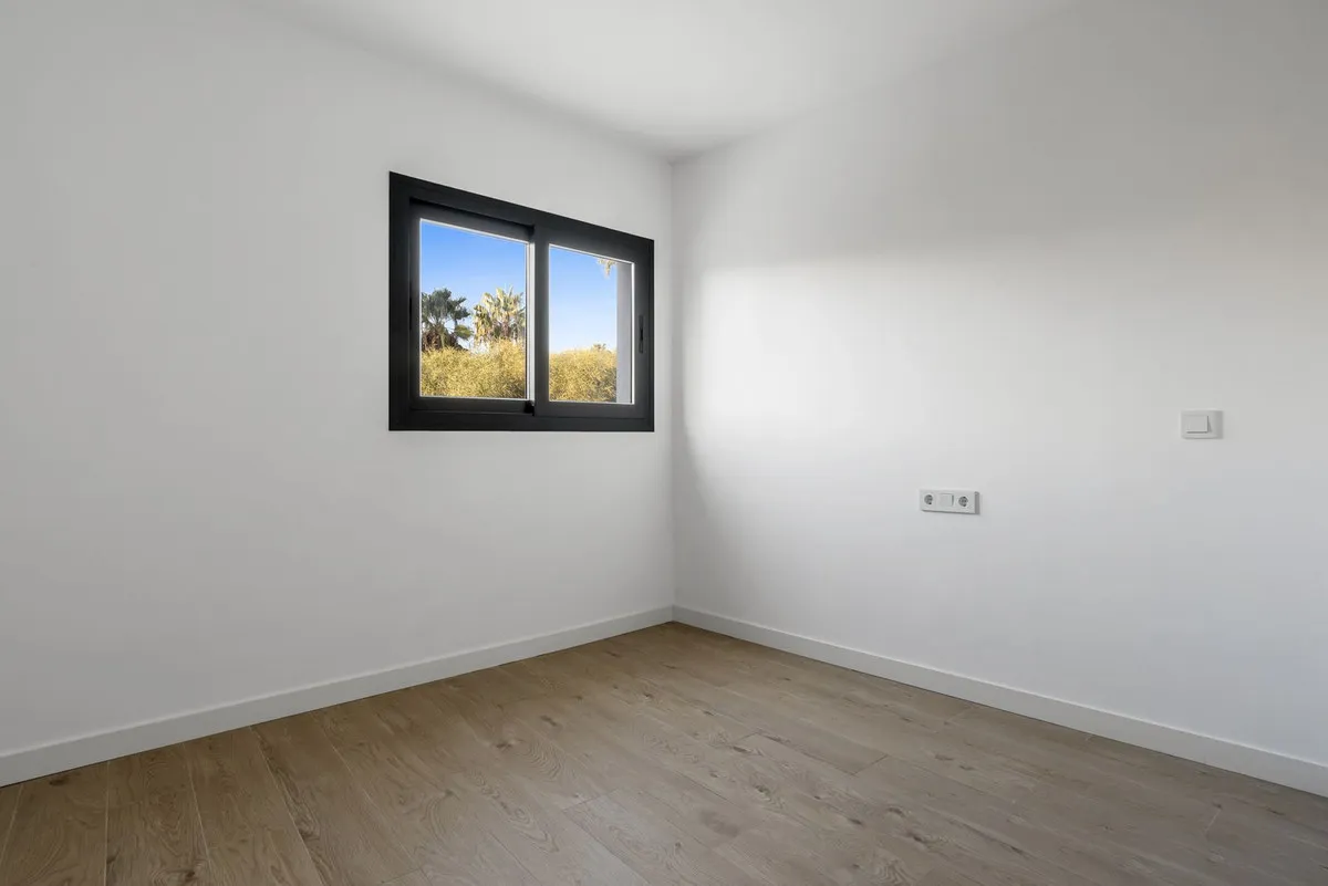 6e689b18-d8bf-4322-be8c-7fb577c0742f