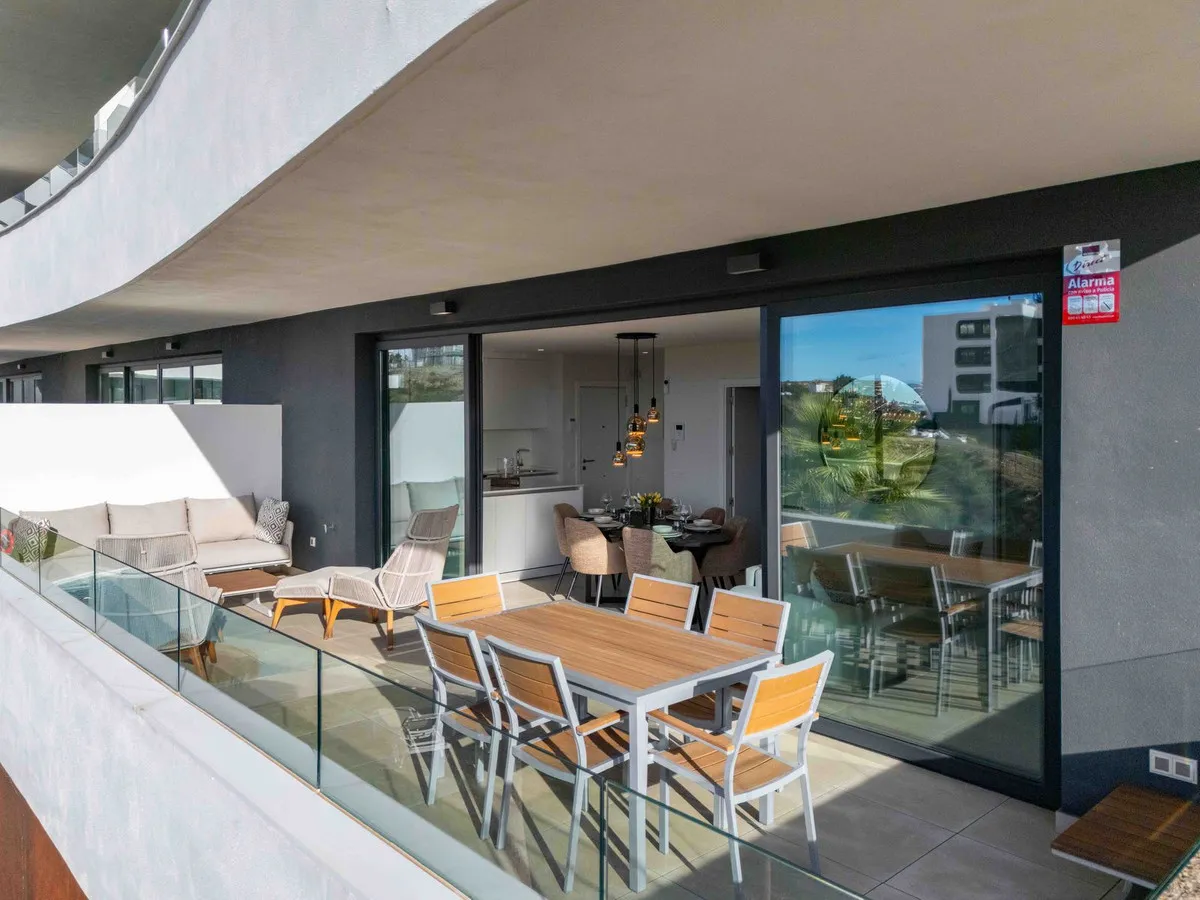 2790f5b9-baec-4c1a-afef-67916419ab78