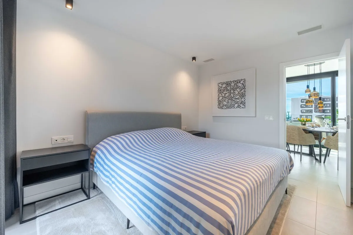 5597b611-af98-4494-b514-af93cf2a43f1