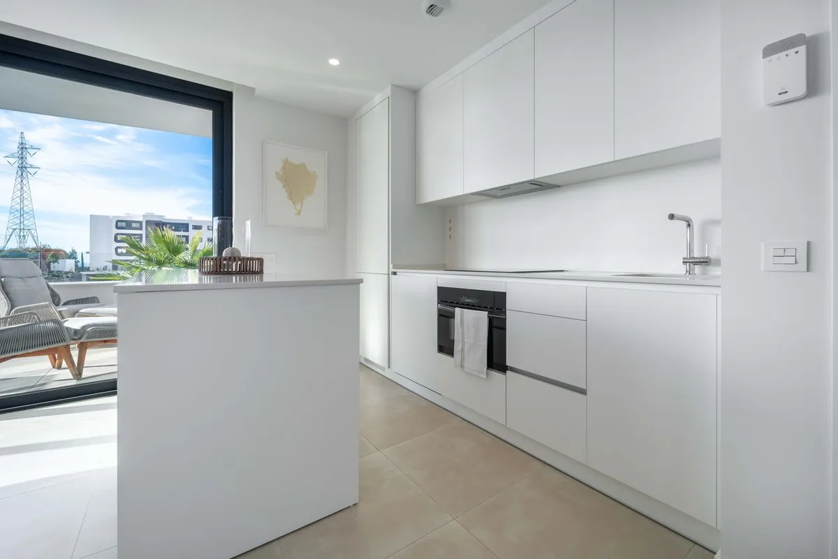 894ede3c-dd96-46cc-8a5a-d865f8f31717