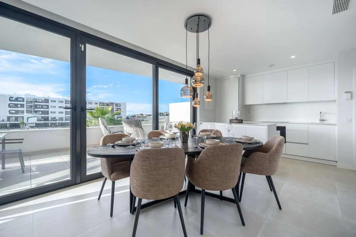 f6688fb0-d3c9-4c2f-bce4-2297da23bf09