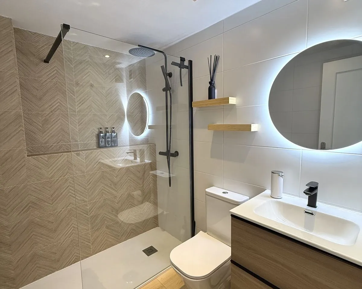 6ccfa252-dabe-42c7-b5a0-76b3770adebc