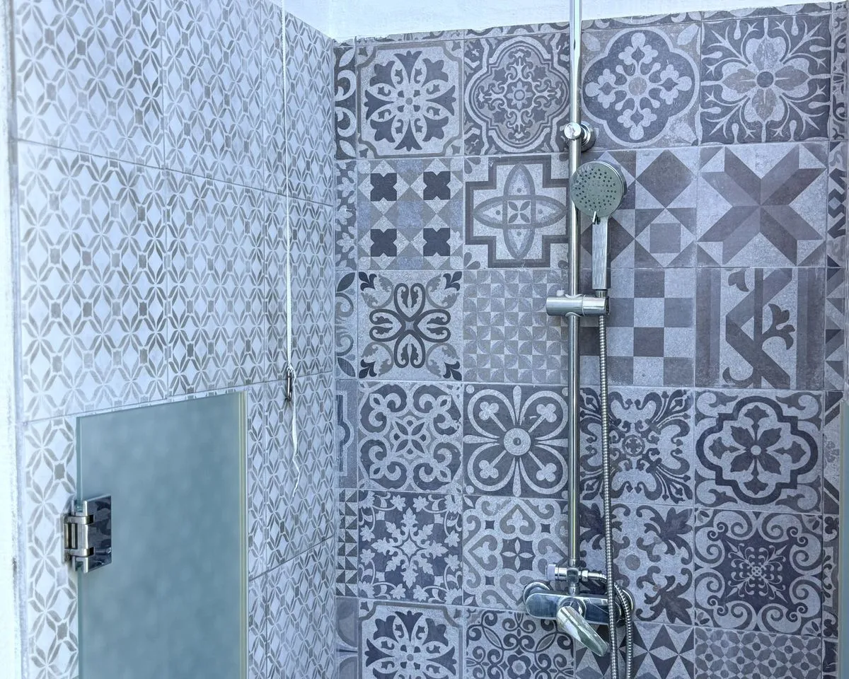 a53cb150-e438-42e3-ae2d-163d9849e84f