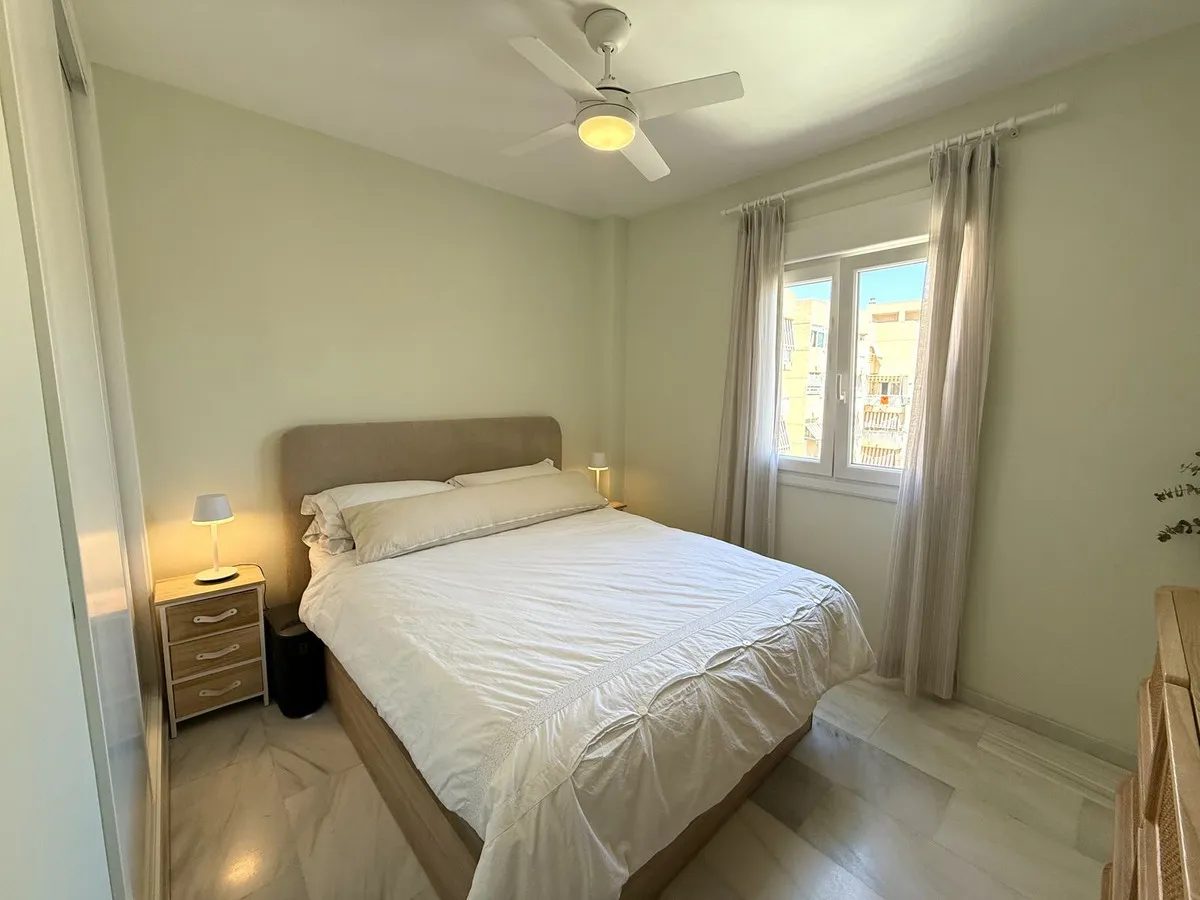 d505932d-1df2-4a35-9347-03c319f00ecc