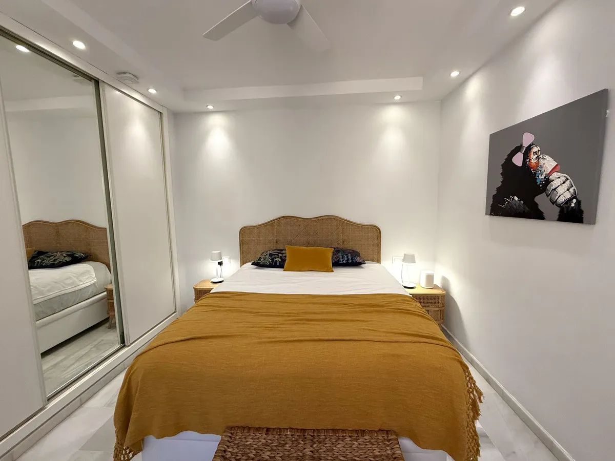 f0ab72bd-d2cd-4573-92f0-0c3bd706625e