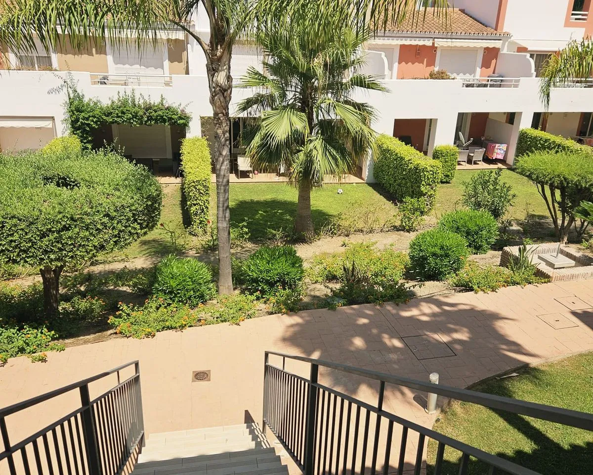 42caf588-e6f1-4d3a-8b2d-6a20ace47294