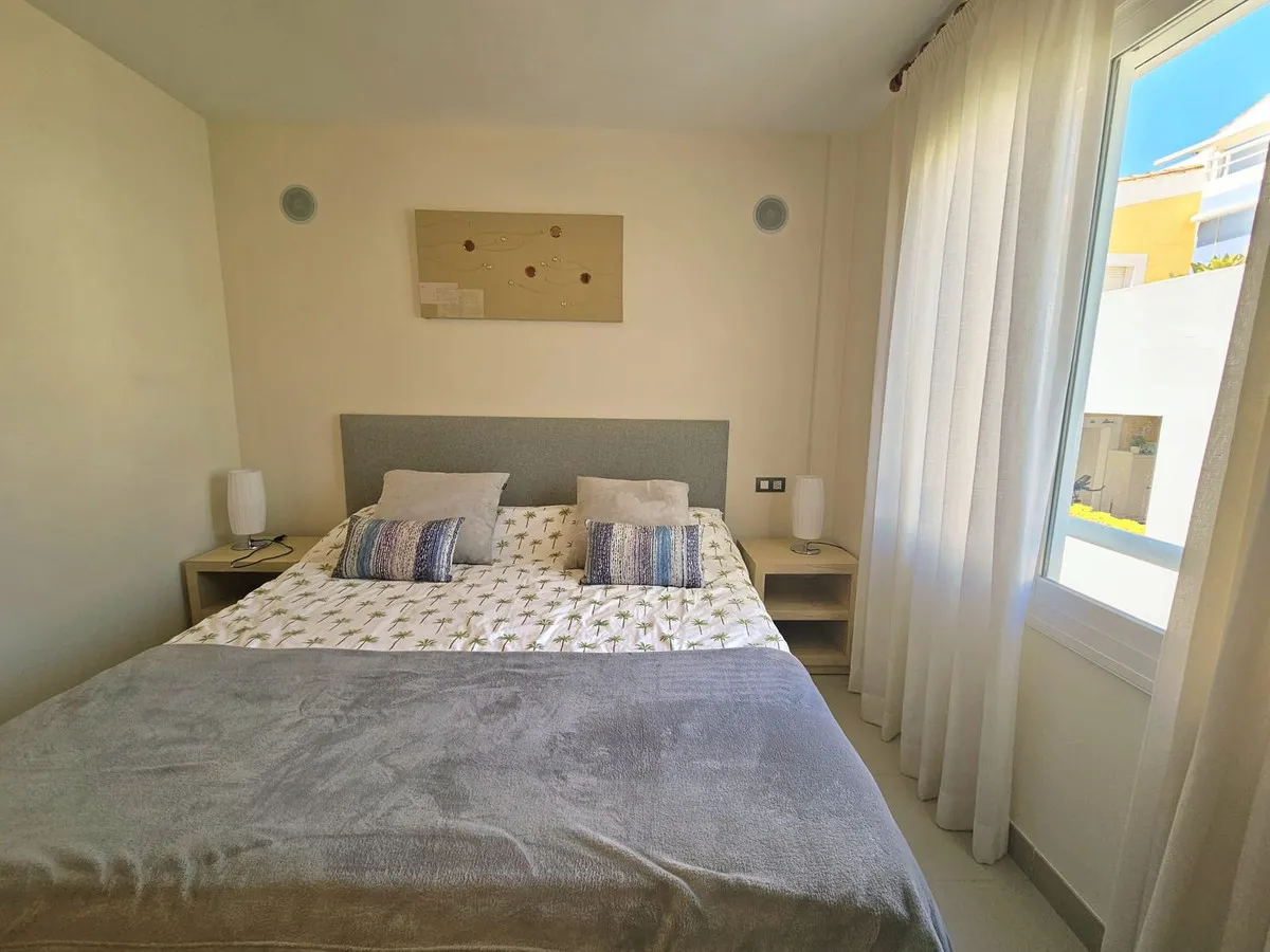 493e899e-61cb-4baa-9bda-83cdd48759ba