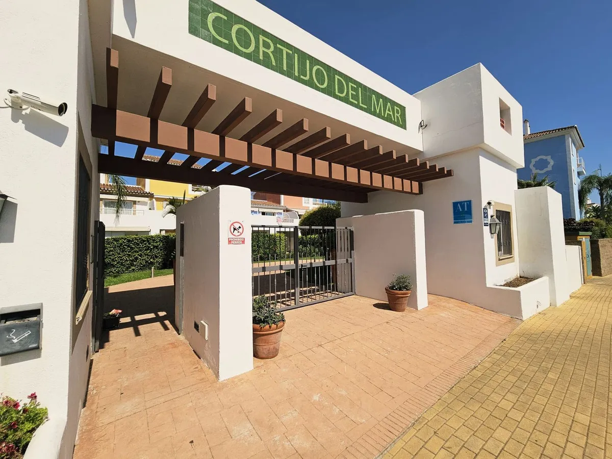 565ca483-3f87-436c-a76e-03d606ac3919