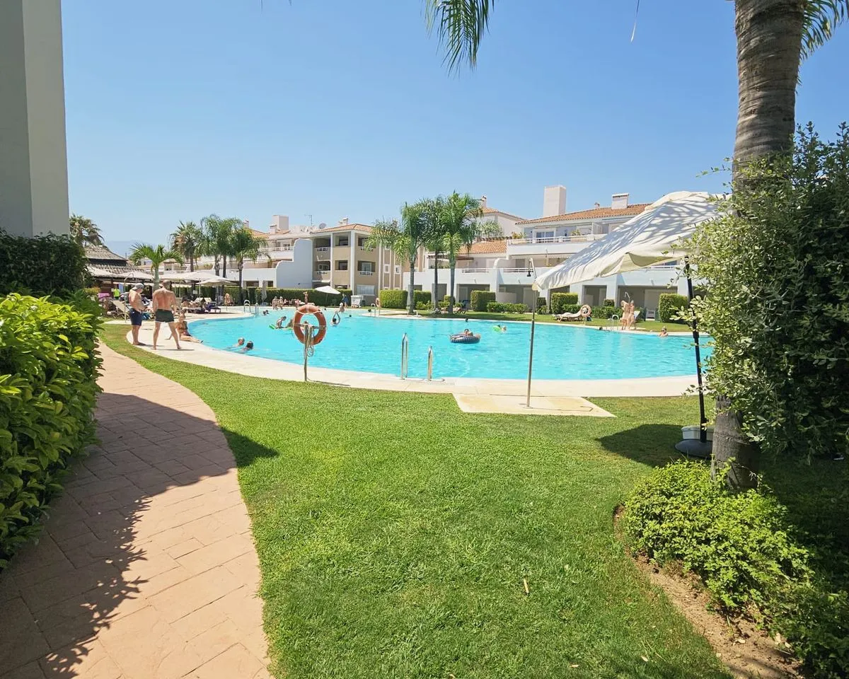 58093310-1909-4c75-b04a-7694ca9357c3