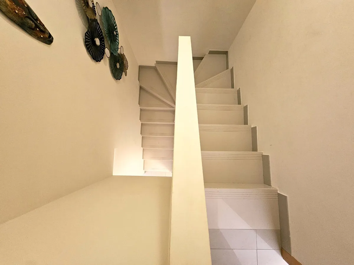 9a09c191-e55e-49b9-bd32-7f18933fa38e