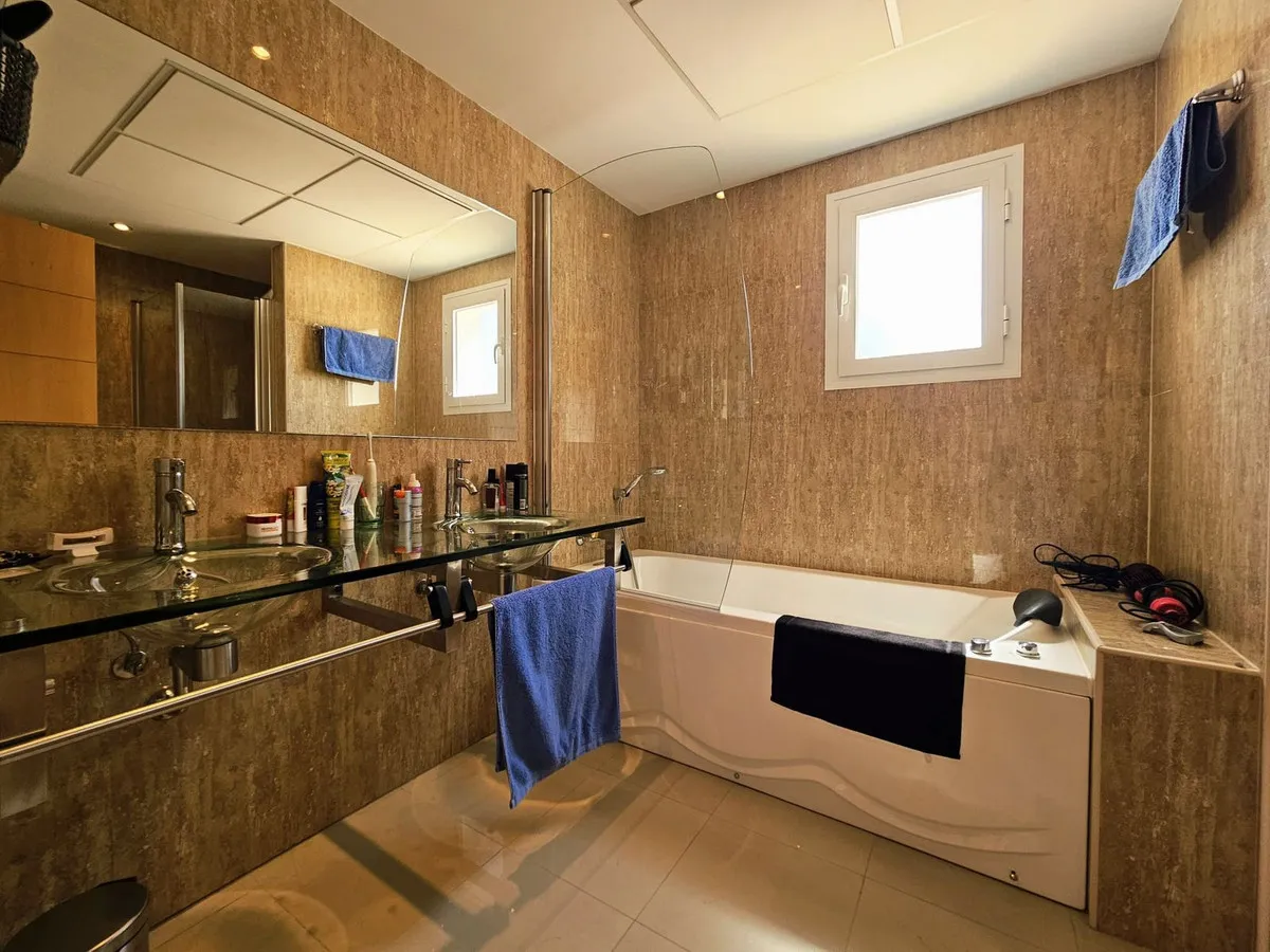 9ac4343f-8b3e-43af-9944-97e1522d4649