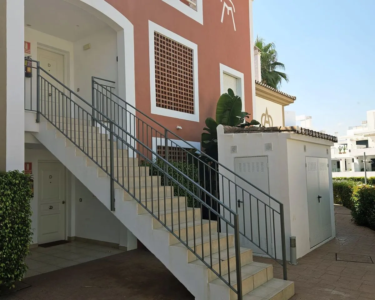 b95529ef-4c60-4785-b120-63c1befbab2e