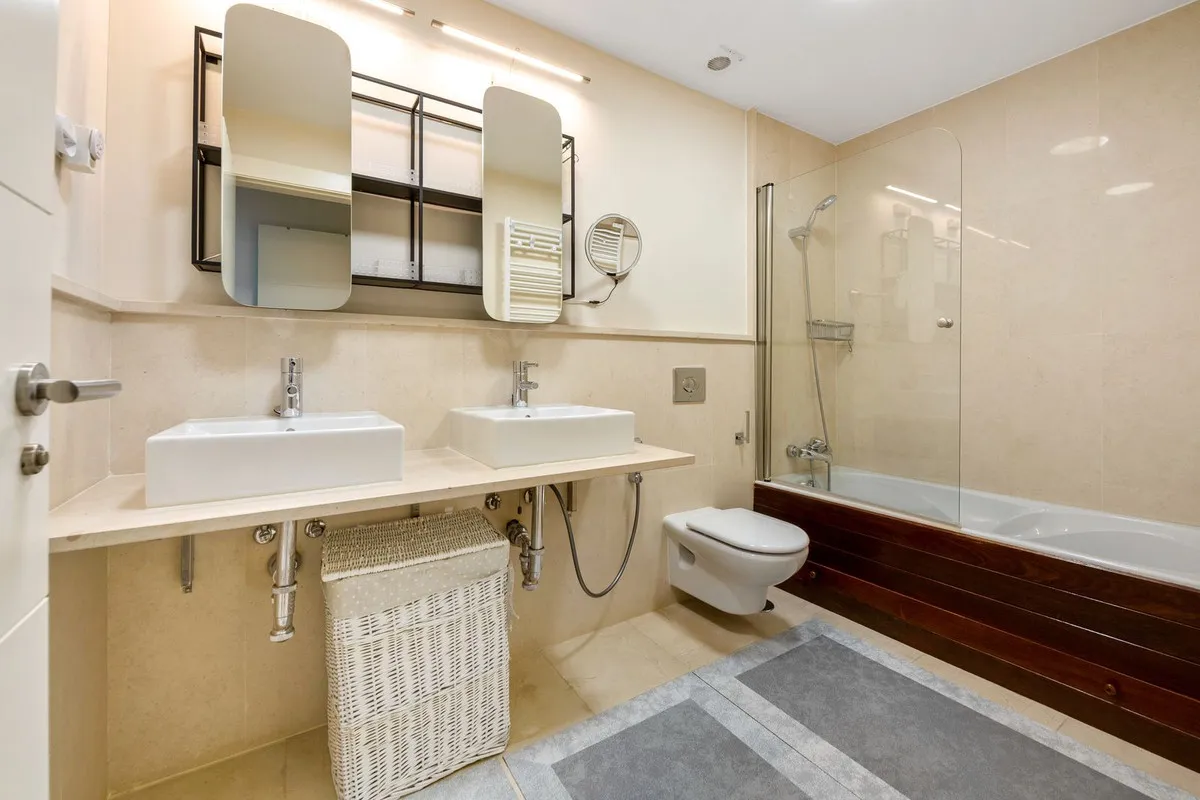 67a0e88b-aff7-4edd-84b9-9180c72a7073