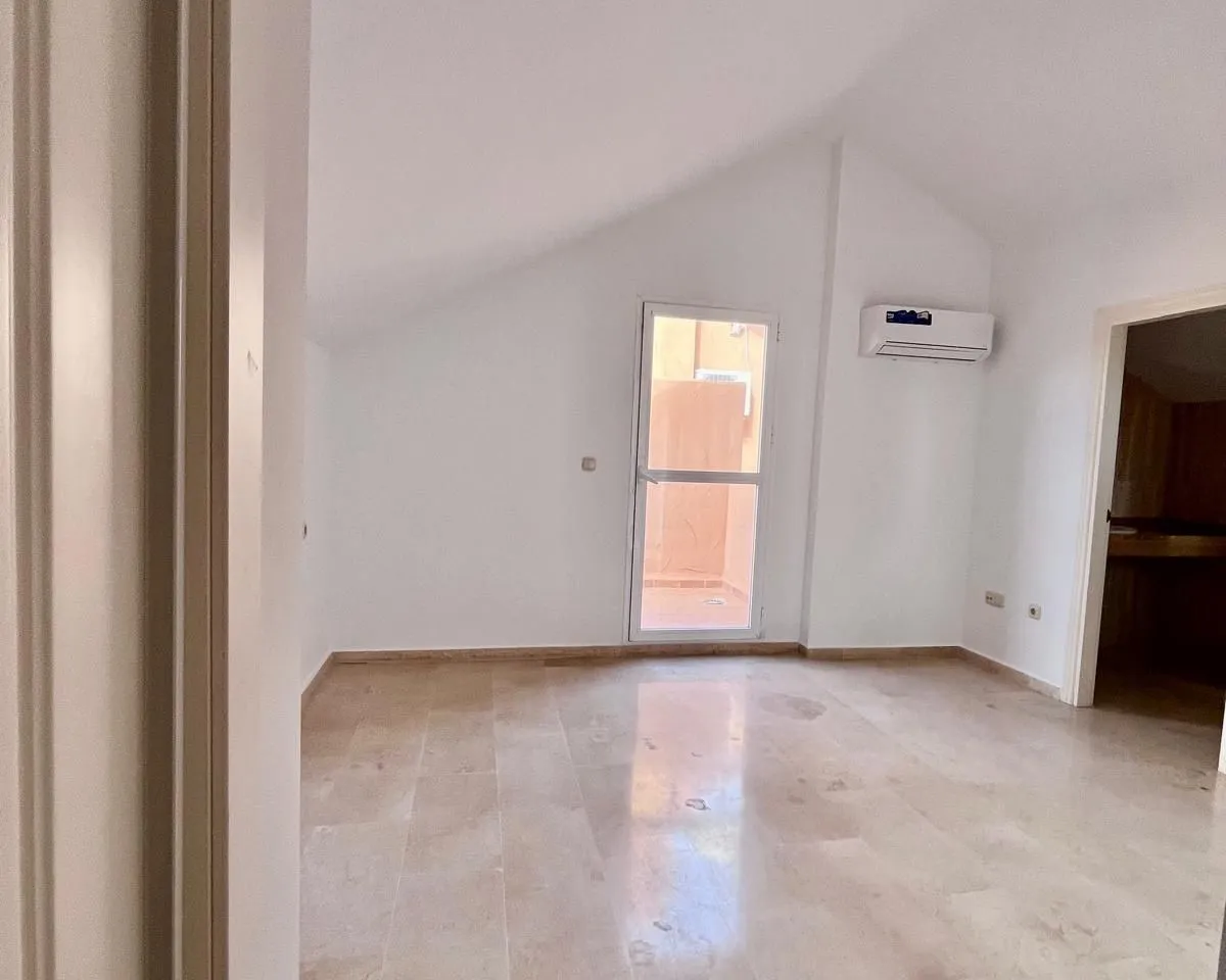 0c81b1e9-d46b-4777-ade0-076bb0bb15ce