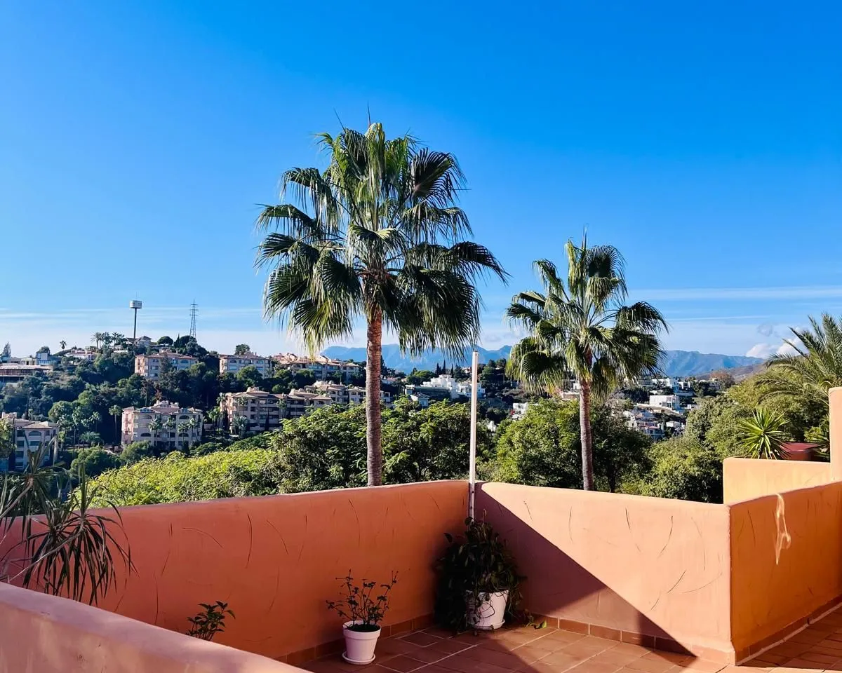 83d61e84-a35b-406f-816e-94deb2a5da47