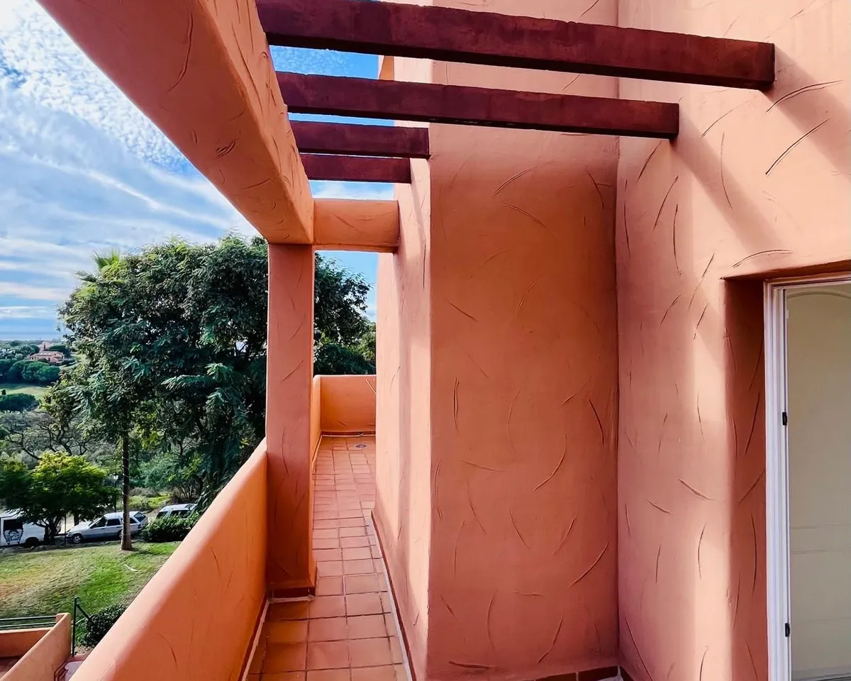 da8b1da5-7939-43fe-86aa-a9aaa89b1a5b