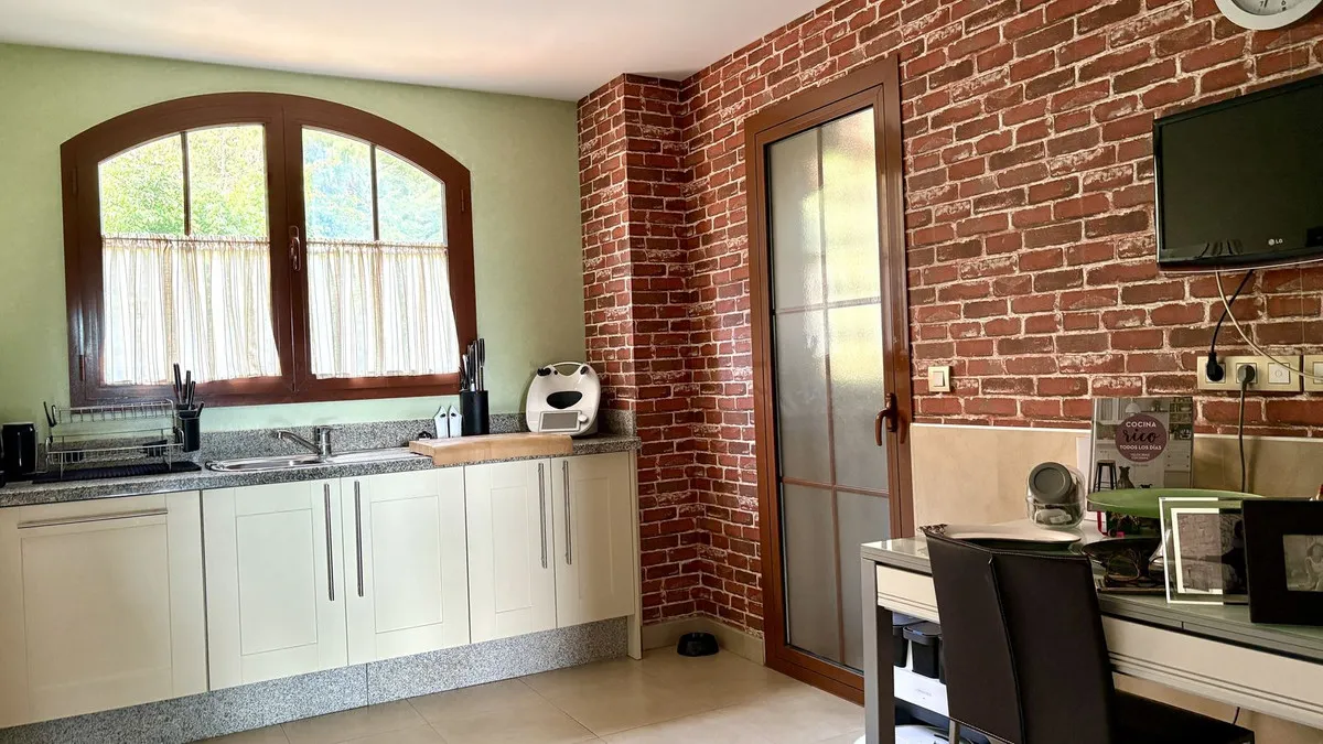 434d4523-01fc-486d-9512-77303f01b3b1