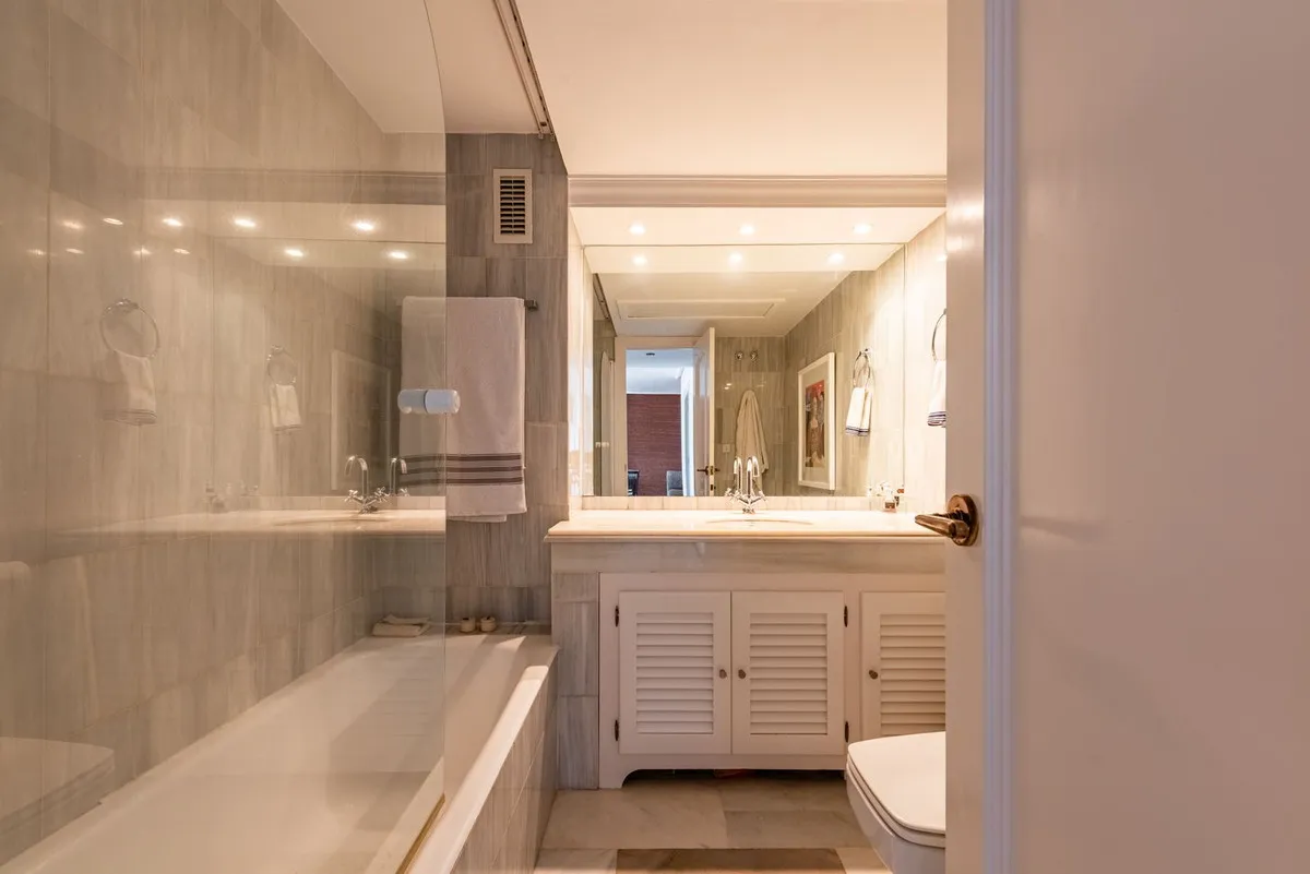 28ef9a72-f818-4541-bb02-4da3104a32f3