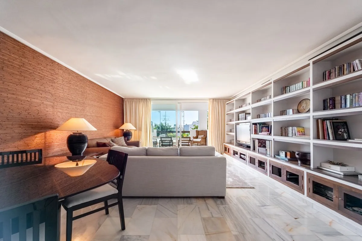 ac3500c0-1fe2-46cd-8e6a-33b90aba9295