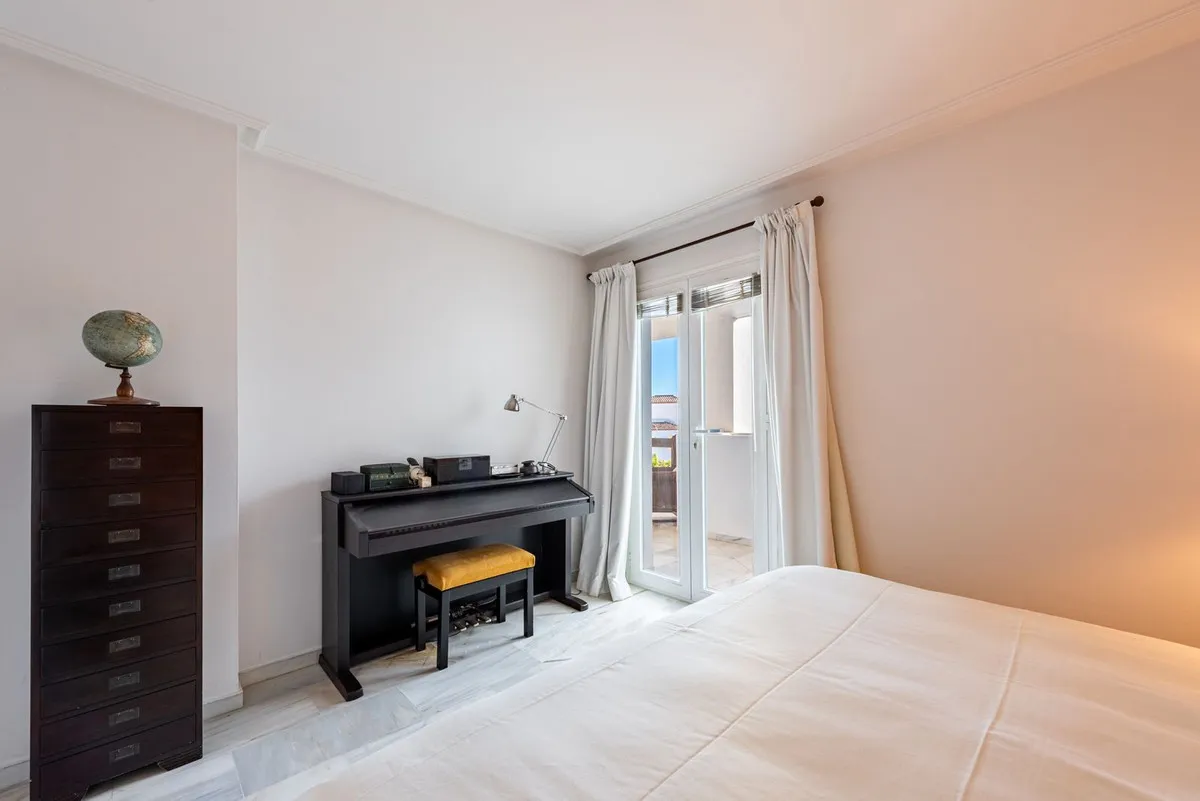 b4da1434-12c1-4080-95fb-41b169238dd3