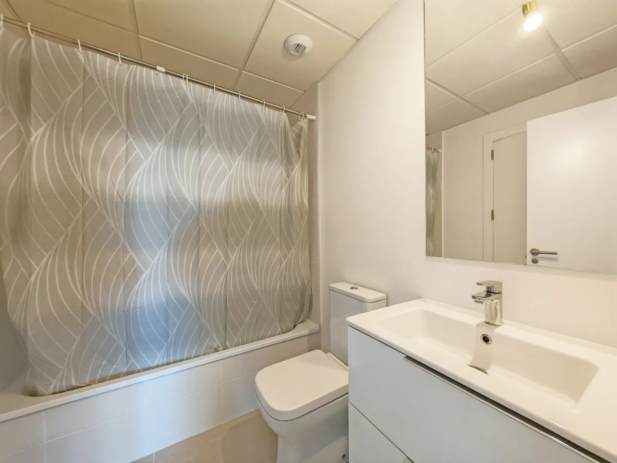 aec1d599-eb0e-4cd3-85d3-d4f3cfb3a2b0