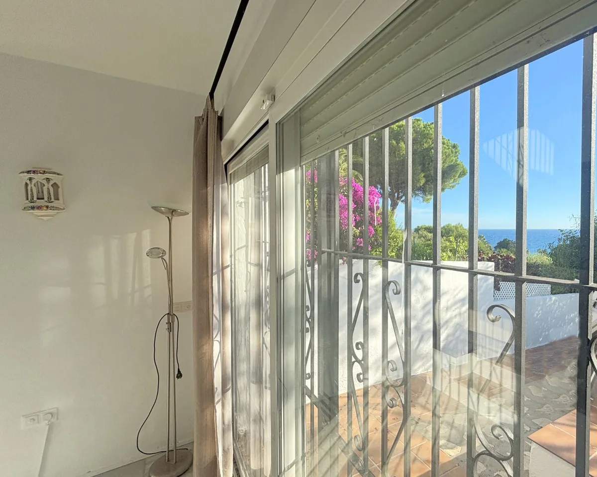 b35976fb-6883-4c05-862d-dbe46ddd12ea