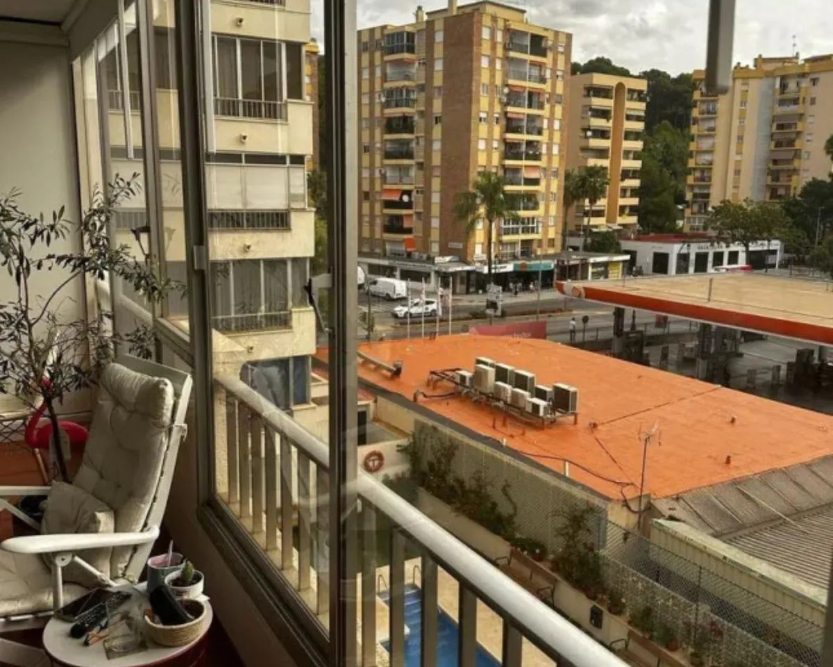 99eaf8d4-fd79-49a4-ab6b-bc67bc50946f