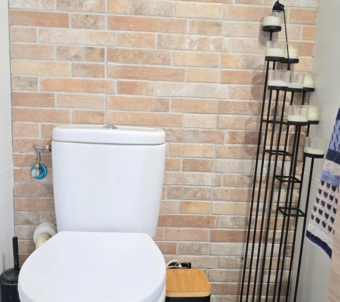 1700e2c9-bbe4-41df-b6a2-a10f033a382d