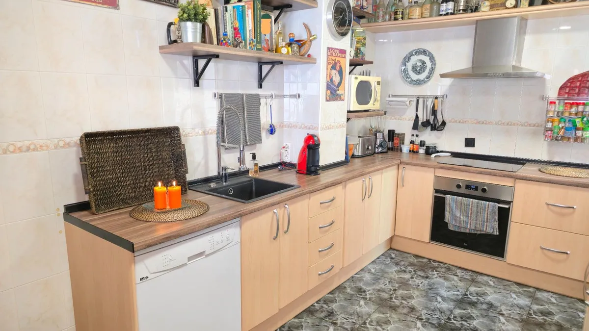 6368c116-e5cd-458b-845a-d4704fc8117b