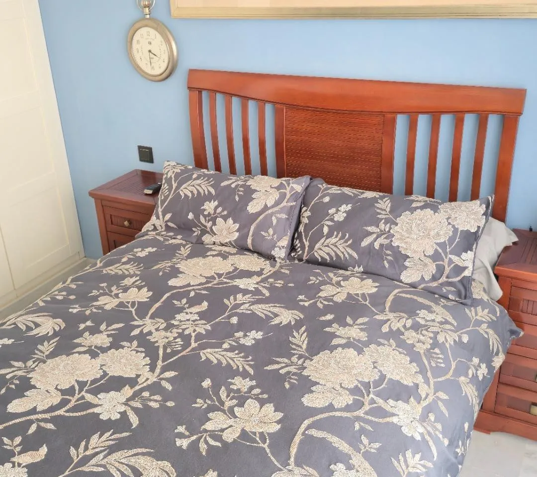 87e21fd0-90cb-4050-aa02-f9a87e64985d