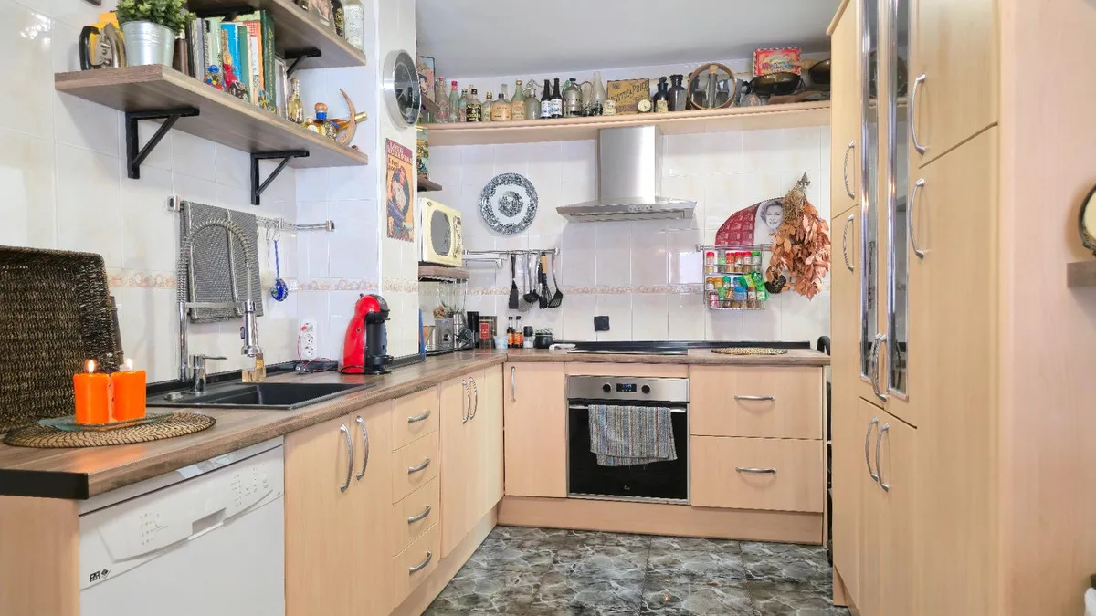 9d2f3023-50e2-4aa3-8e60-d89eab551939