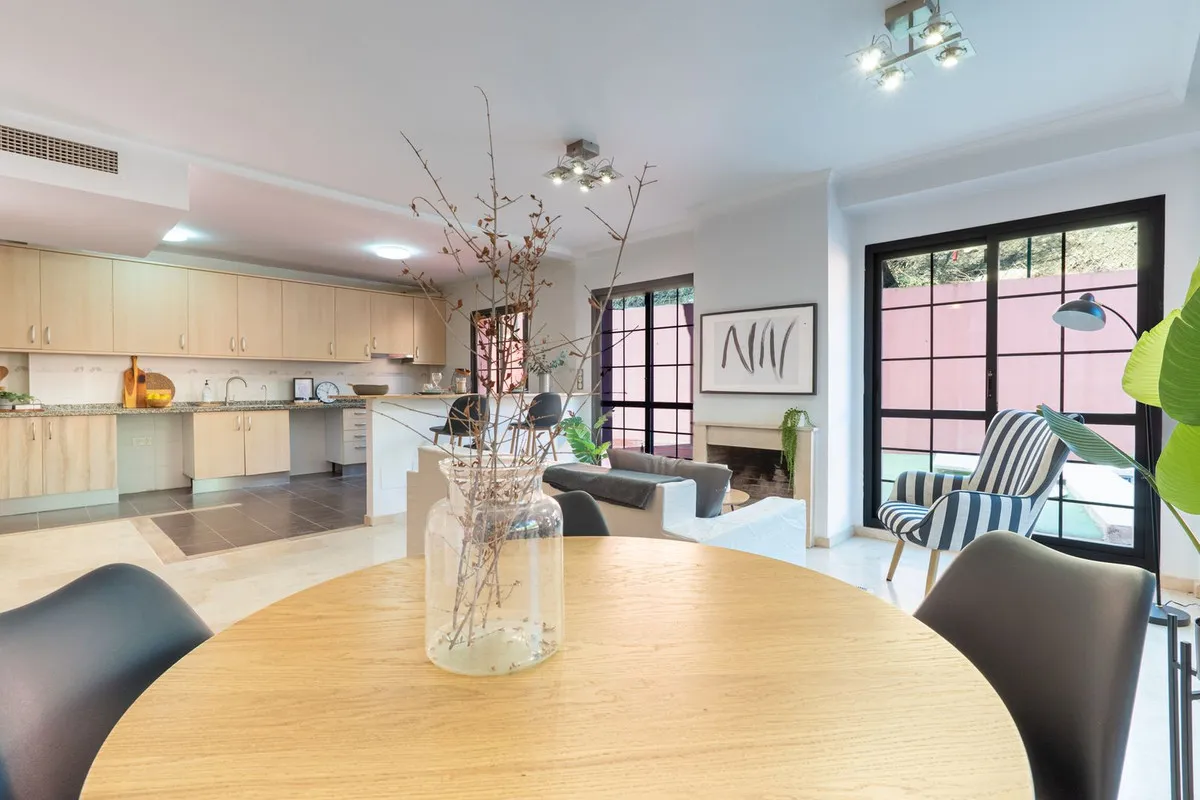 62a27bd9-7fde-4566-aca4-ae19ea3a165e