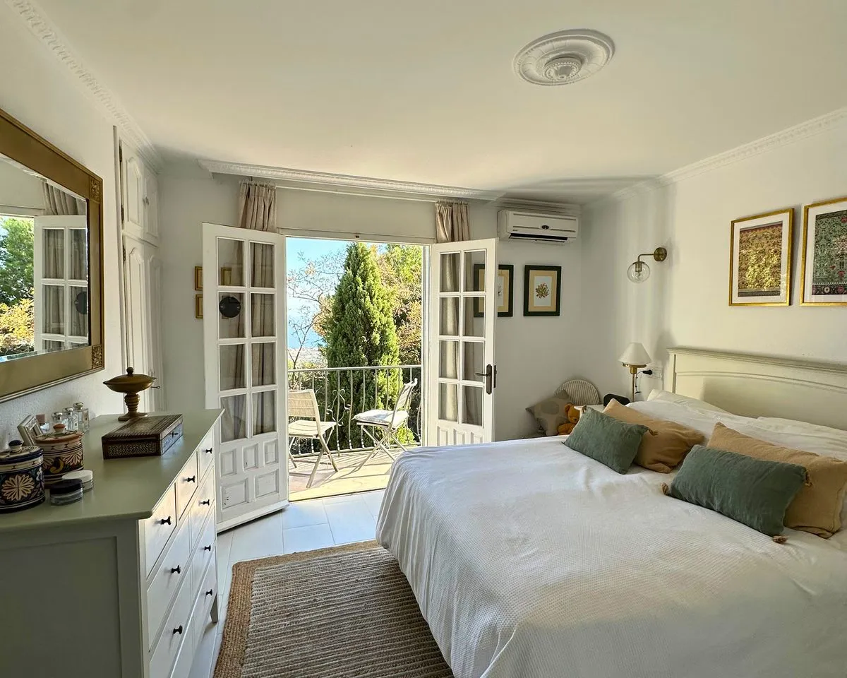 02a69815-8c25-448d-addf-4acb61be7c3e