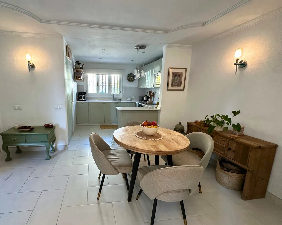 08f4b1ff-2b35-4408-bf3c-adfb6bf2a191