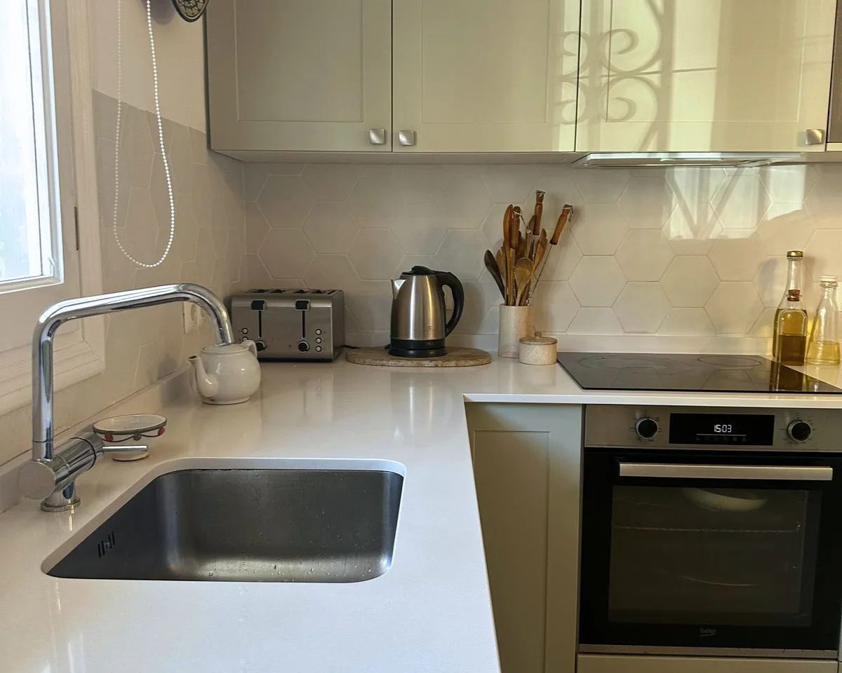 adbbcde5-10cf-458d-a35b-b4a2511a5cd0