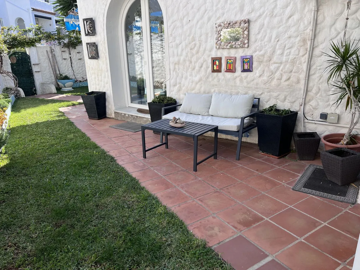 4e0d93f7-9596-437c-affa-dc5207d32cf3