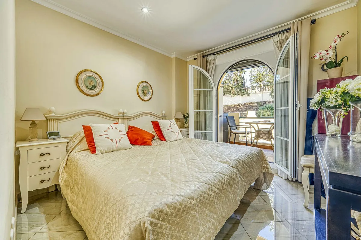 08fa9b11-6578-4918-a431-f4c714be9801