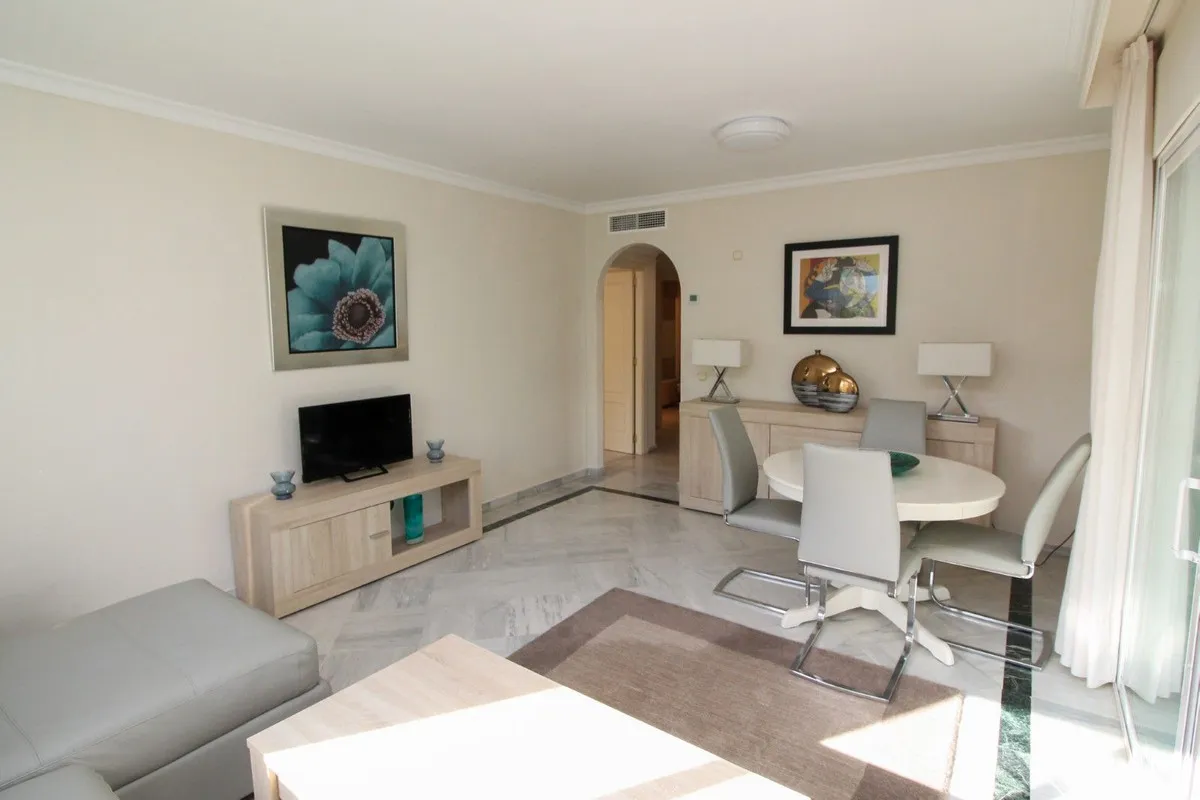 376853f2-7f0c-4585-a779-bb4c31256205