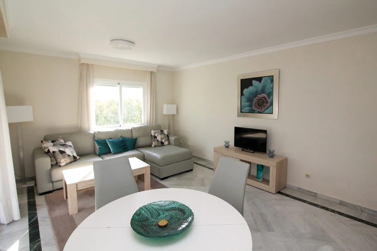 a8eb3dba-5e33-4072-af41-adfee3ef1089