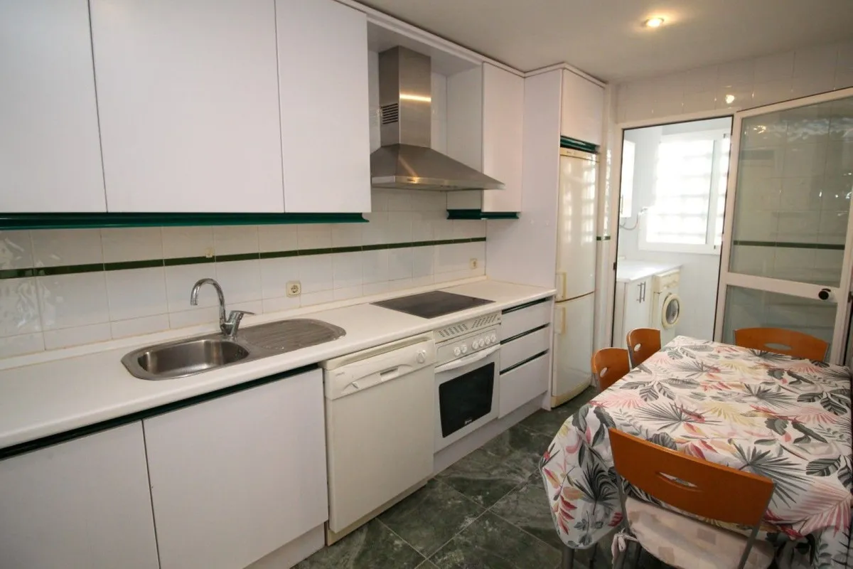 decead62-d6cf-486a-b404-c3705a7b65ee