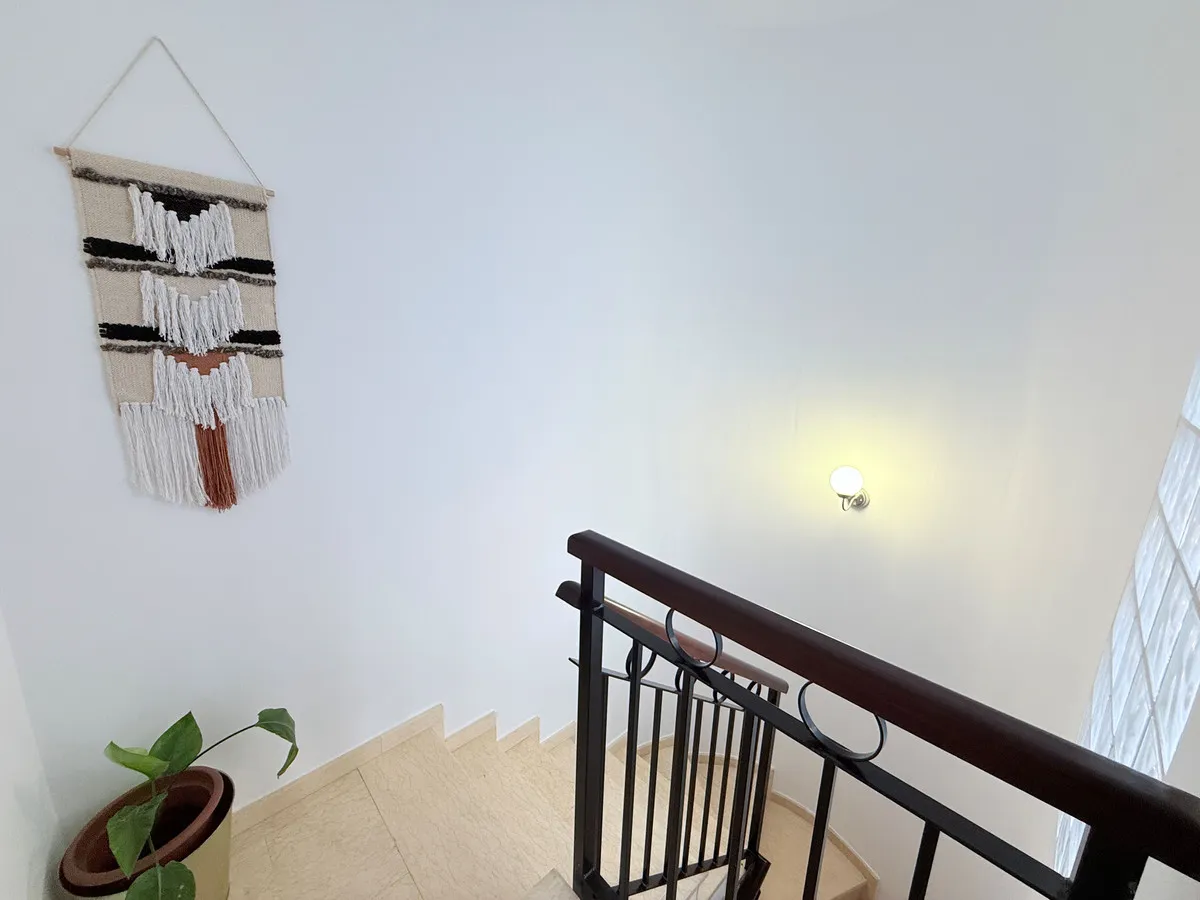 00ec8ab2-5be4-4fa6-8d3b-eac94e97e996