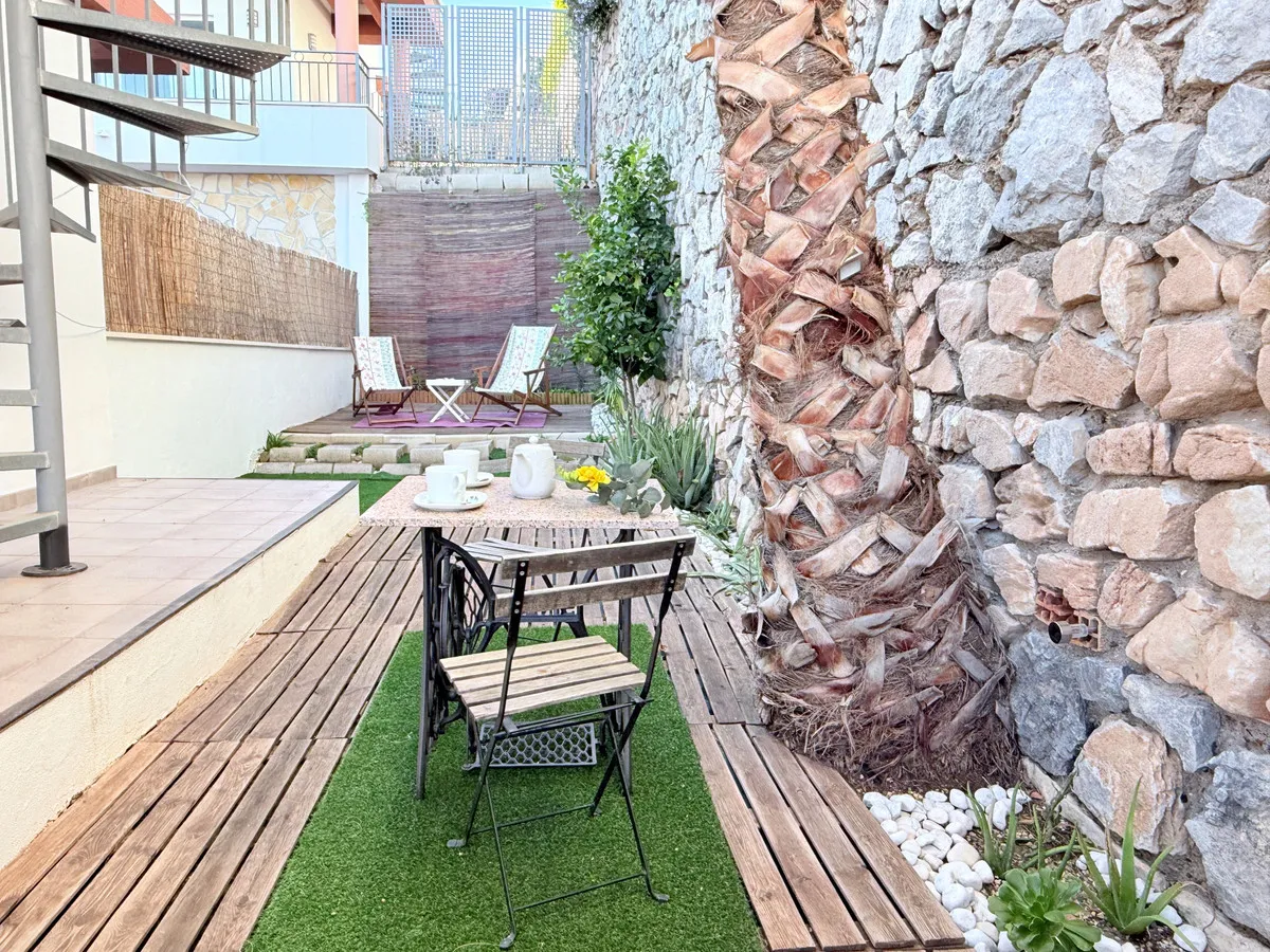 6479a56c-2b29-4f86-8ff2-0819b1ab0d2f